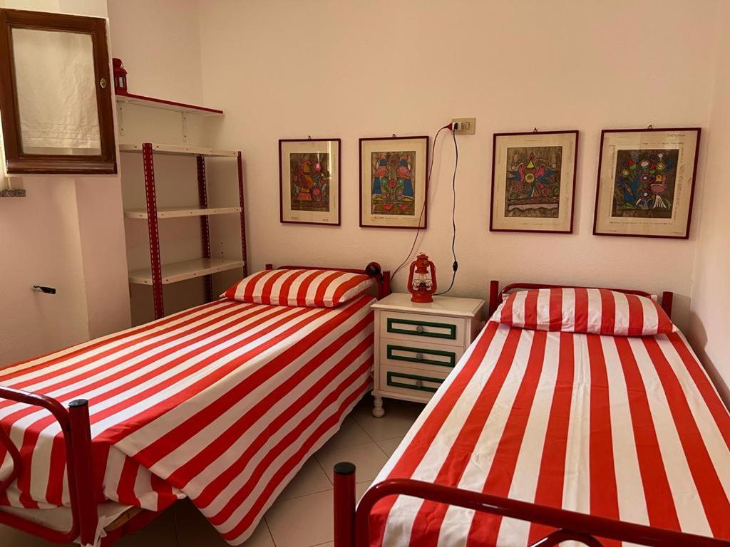 Appartement Giulianahouse à La Maddalena  Extérieur photo